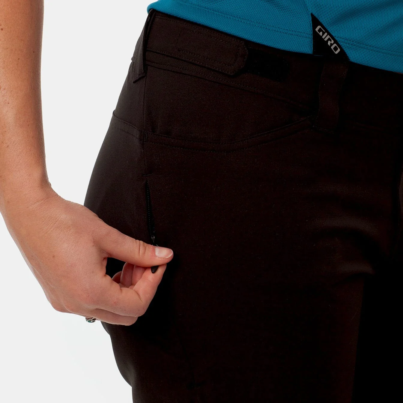 Giro Arc Short Womens - Black - Image 4