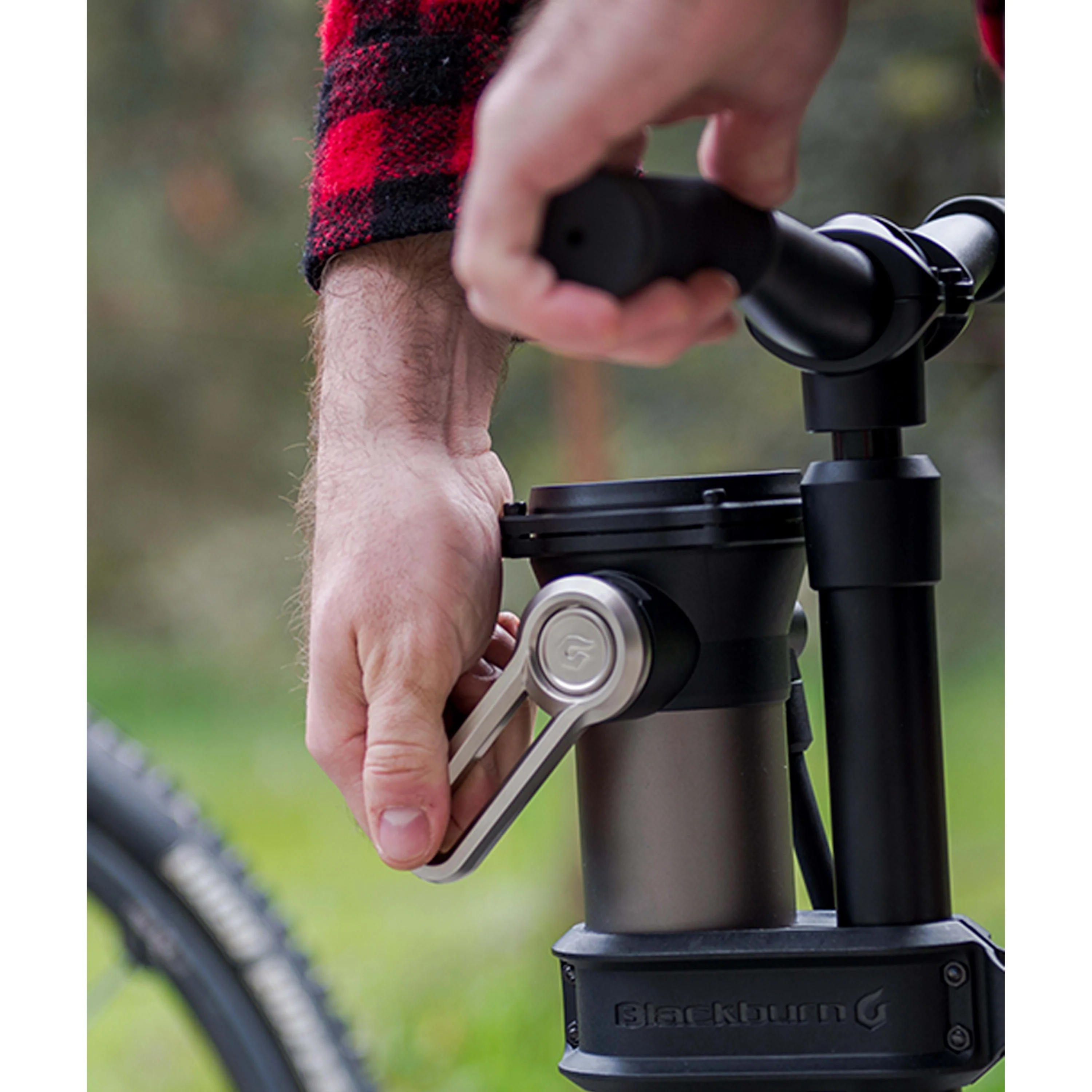 Blackburn Chamber Tubeless Floor Pump - Image 5