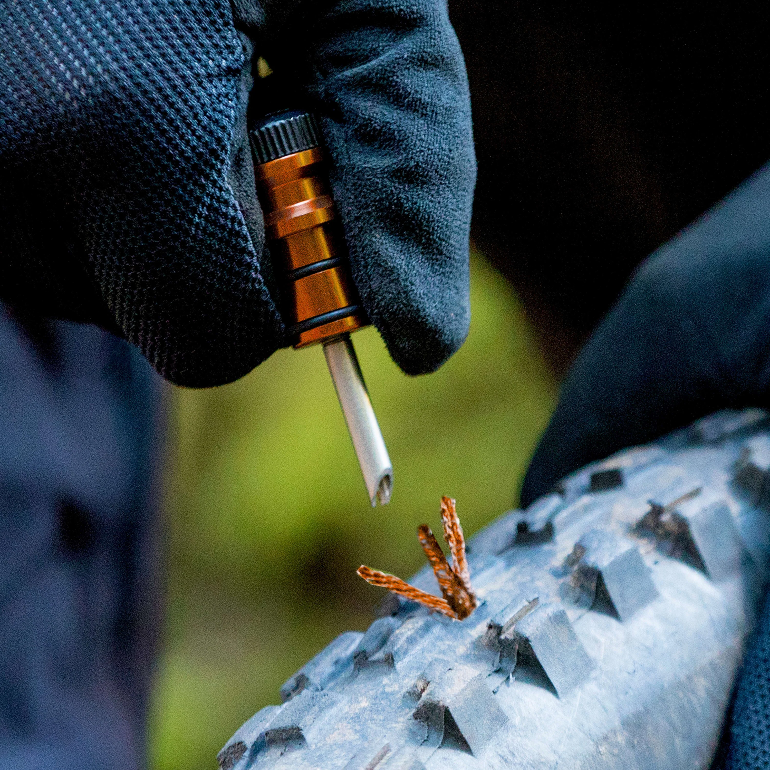 Blackburn Pro Plugger Tubeless Repair Kit - Image 9