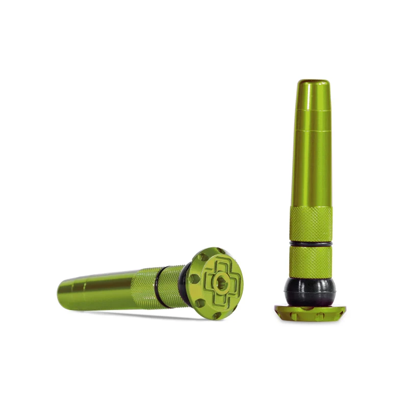 Muc-off Stealth Tubeless Puncture Plug - Green - Image 2