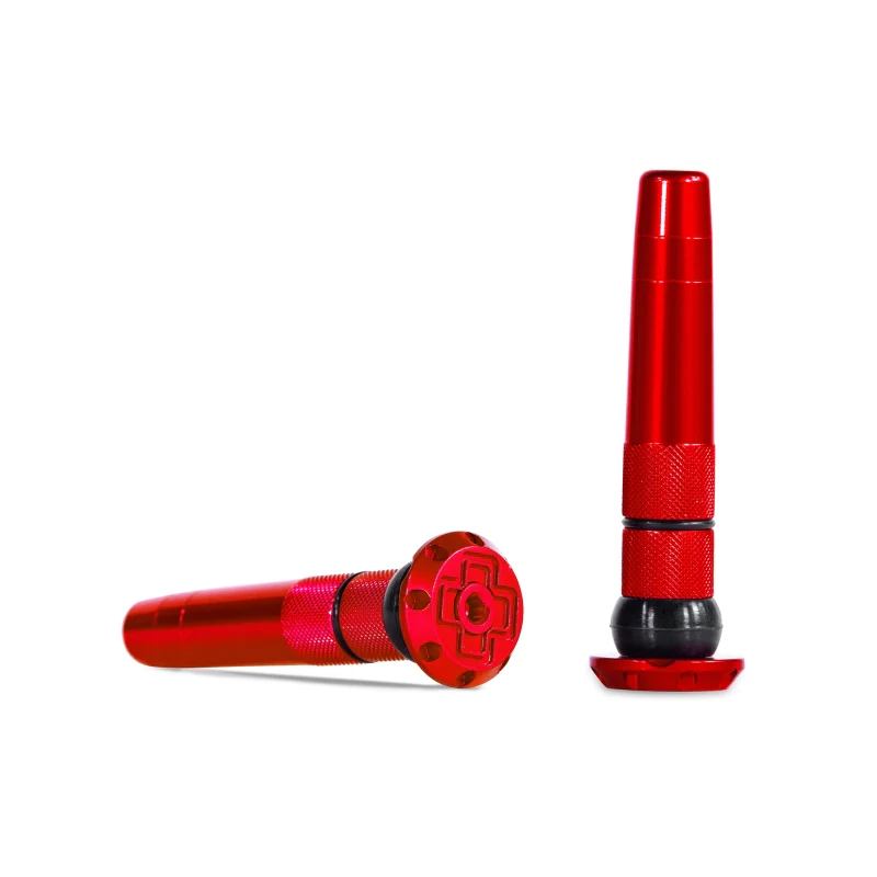 Muc-off Stealth Tubeless Puncture Plug - Red - Image 2