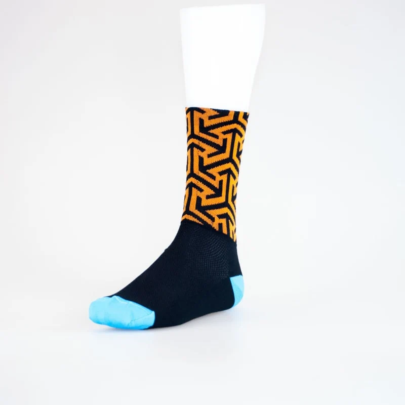 Volta Socks Icon Tribal Arrow - Black / Orange - Image 2