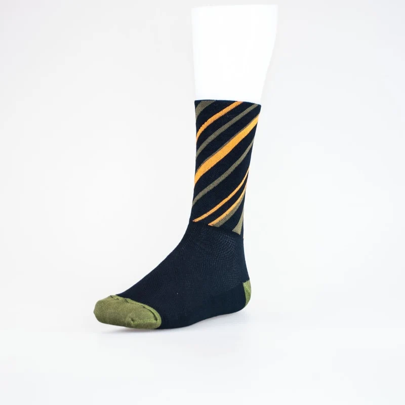 Volta Volta High Ascent Socks - Black / Orange / Olive - Image 2